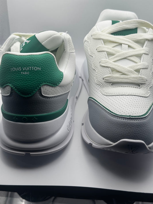 LV Classic Sneaker US 10