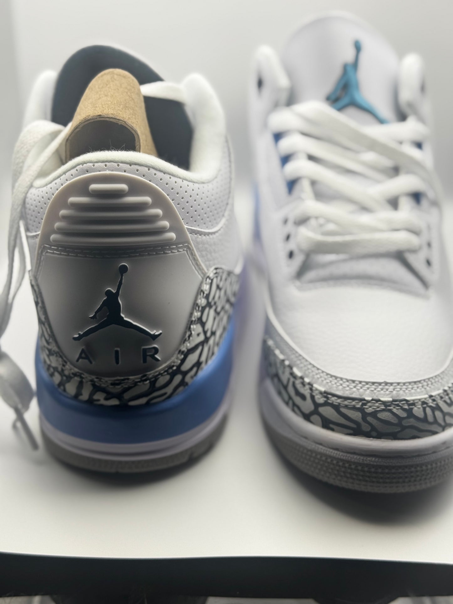 Nike Air Jordan 3 Retro "UNC US 10