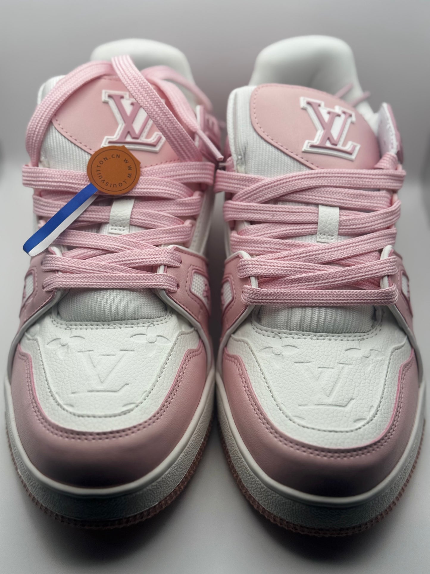 Louis Vuitton LV Trainer en color PINK US 10
